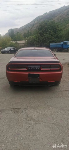 Dodge Challenger 
