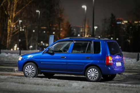 Mazda Demio