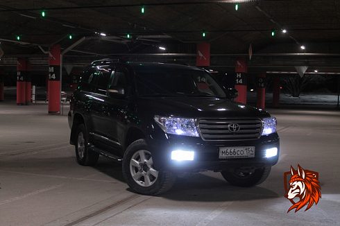 Toyota Land Cruiser 200