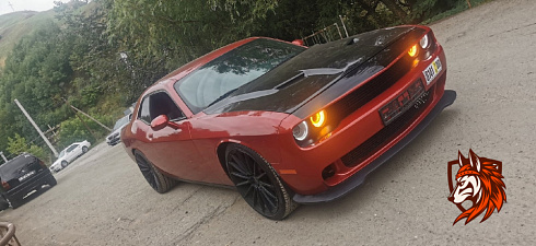 Dodge Challenger 